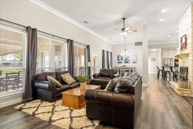 Huge living room, open-concept with tons of natural light. | Image 10