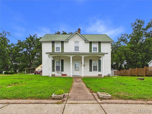 300 S Spring St, Perryville, MO, 63775-2640 | Card Image