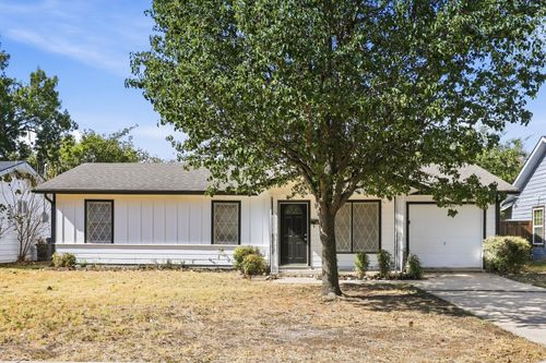 549 Nw Lorna St, Burleson, TX, 76028-3405 | Card Image