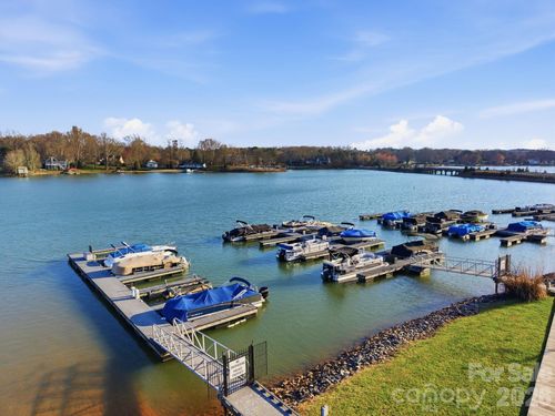 140 Samdusky Ln, Mooresville, NC, 28117-8913 | Card Image