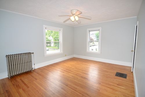apt-2f-208 Irving St, Framingham, MA, 01702-7398 | Card Image