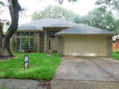 122 High Meadows Dr, Sugar Land, TX, 77479-5108 | Card Image