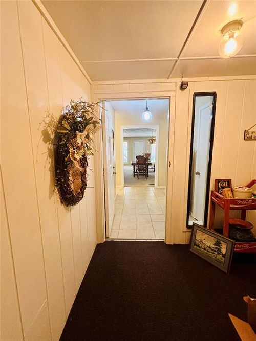11901 N Mustang Rd, Yukon, OK, 73099-8145 | Card Image