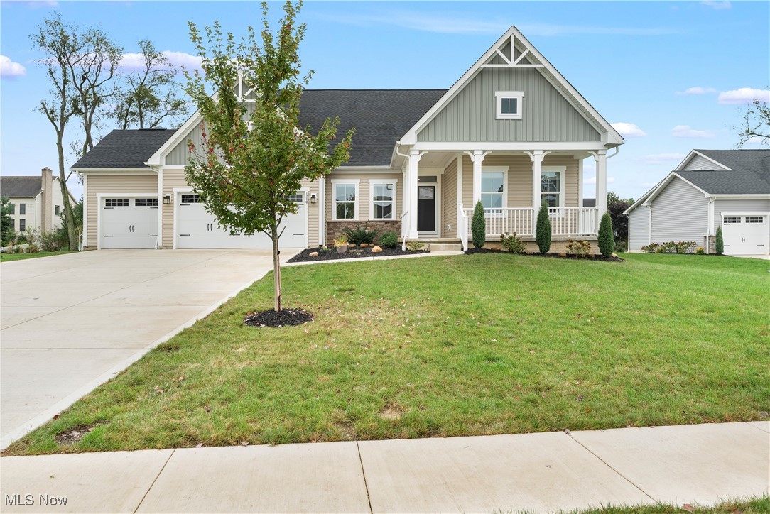 Southbrook Cir, Canton, OH 44721