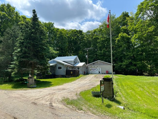 31 White Rd, House other with 4 bedrooms, 1 bathrooms and 4 parking in Godfrey ON | Image 4