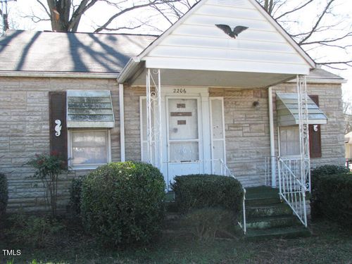 2206 E Club Blvd, Durham, NC, 27704-3539 | Card Image