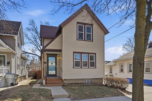 1425 E Russell Ave, Milwaukee, WI, 53207-1923 | Card Image