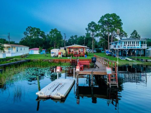 18750 Ne 238th Ave, Salt Springs, FL, 32134-7068 | Card Image