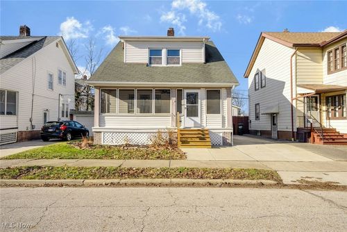 110 E 205th Street, Euclid, OH, 44123 | Card Image