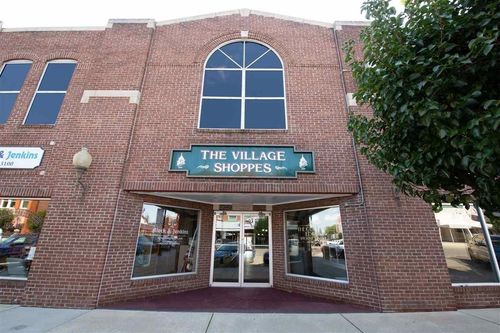 108 E Center St, Ithaca, MI, 48847-1453 | Card Image