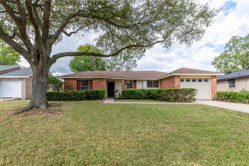 505 Landing Blvd, League City, TX, 77573-3413 | Card Image