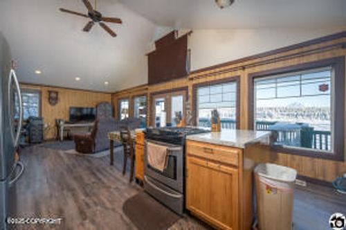 000 Rose'S Ave, Glennallen, AK, 99588 | Card Image