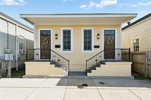 2643 Dumaine St, New Orleans, LA, 70119-3419 | Card Image