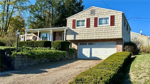 129 Bucknell Dr, Springdale, PA, 15144-1001 | Card Image