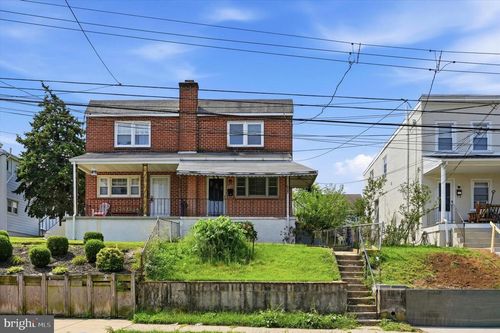 114 7th St, BRIDGEPORT, PA, 19405-1116 | Card Image