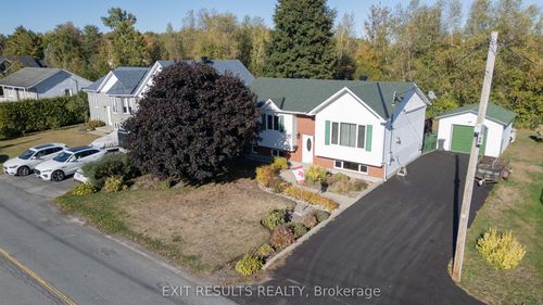 565 Bolt Rd, Alfred, ON, K0B1A0 | Card Image