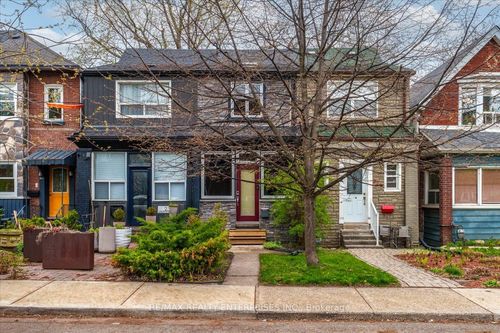237A Leslie St, Toronto, ON, M4M3C8 | Card Image