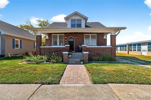 127 S Rapp Ave, Columbia, IL, 62236-2326 | Card Image