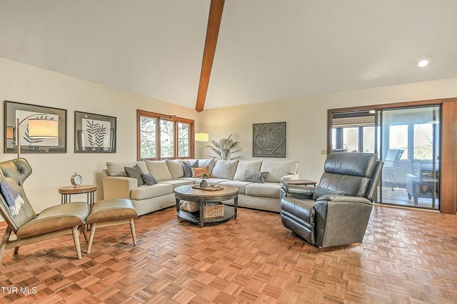 55 Grove Hill Rd, House other with 3 bedrooms, 4 bathrooms and null parking in Kingsport TN | Image 10