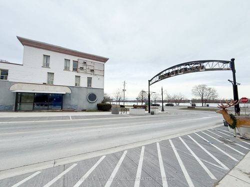 611 Niagara Blvd, Fort Erie, ON, L2A3H6 | Card Image