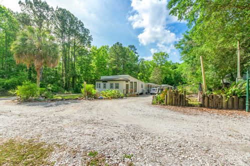 74 E Shell Cracker Rd, Freeport, FL, 32439-5240 | Card Image