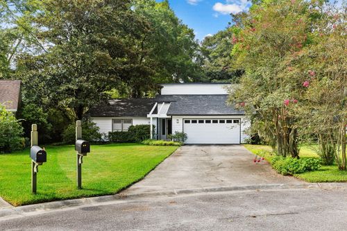 1129 Yorktown Ct, Mount Pleasant, SC, 29464-9017 | Card Image