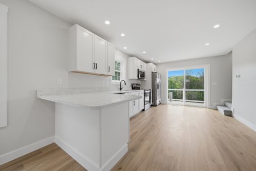 1and2-24 Munroe St, Franklin, NH, 03235-1421 | Card Image