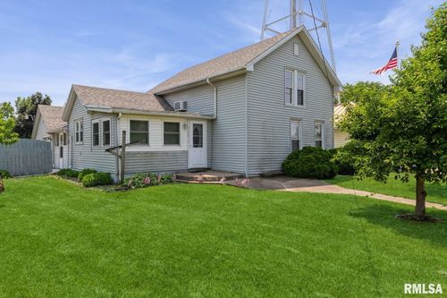 321 3rd Ave, Low Moor, IA, 52757-0077 | Card Image