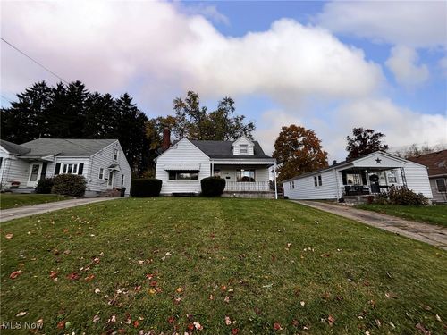 126 S Edgehill Ave, Austintown, OH, 44515-3235 | Card Image