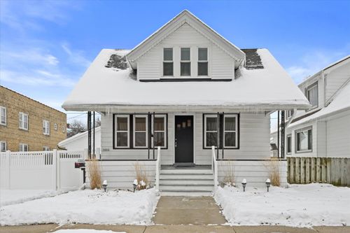 3855 E Layton Ave, Cudahy, WI, 53110-1506 | Card Image