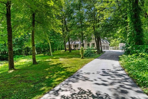 85 Maple Ave, Atkinson, NH, 03811-2246 | Card Image