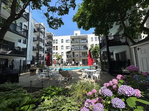 apt-17-4 Commonwealth Ct, Boston, MA, 02135-4510 | Card Image