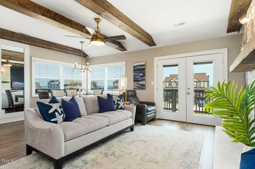 12a2-2504 Ocean Dr, Emerald Isle, NC, 28594-6508 | Card Image