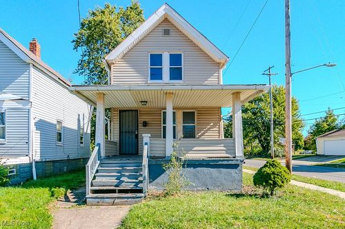 3651 E 103rd St, Cleveland, OH, 44105-2401 | Card Image