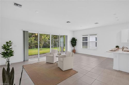 12448 Violet Ln, NAPLES, FL, 34120-4064 | Card Image