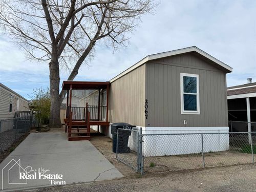 2067 E 1st Ln, Casper, WY, 82609-1712 | Card Image