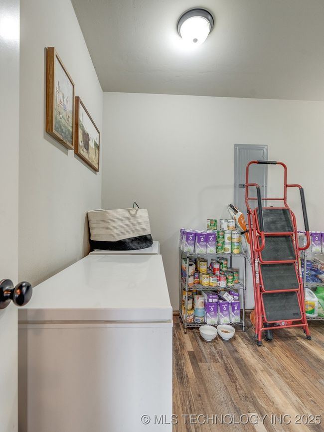 12595 County Road 3680, House other with 2 bedrooms, 2 bathrooms and null parking in Allen OK | Image 36