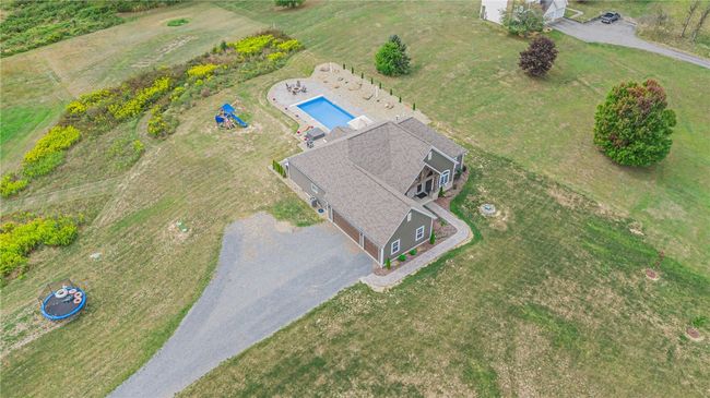 820 Old Millcreek Rd, House other with 4 bedrooms, 3 bathrooms and 3 parking in Hookstown PA | Image 40