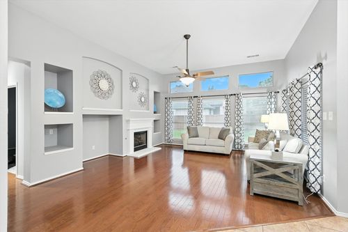 313 Owen Oaks Dr, Lake Dallas, TX, 75065-2388 | Card Image
