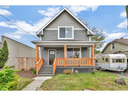 15 Ne 80th Ave, Portland, OR, 97213-7011 | Card Image