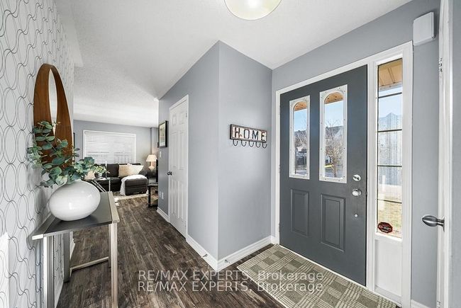 9 Carpendale Cres, House attached with 3 bedrooms, 2 bathrooms and 2 parking in Ajax ON | Image 12