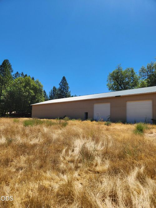 640 Lakeshore Drive, Selma, OR, 97538 | Card Image