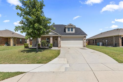 723 Mallard Dr, Josephine, TX, 75173-8516 | Card Image