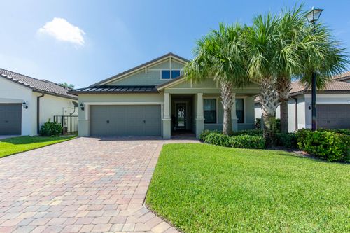 8161 Hanoverian Dr, Lake Worth, FL, 33467-5050 | Card Image