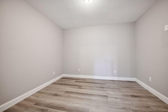 This area was improved with all new upgraded flooring in 2023 | Image 25