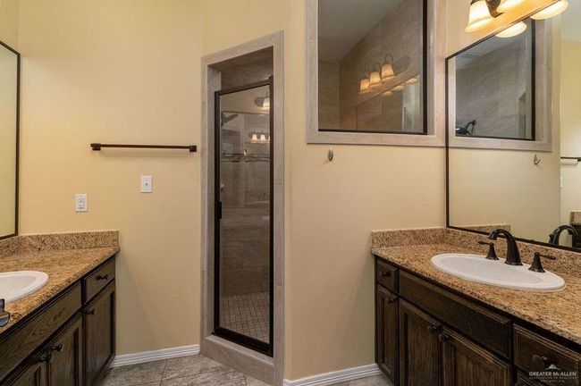 Dual Vanity Primary Bath | Image 8