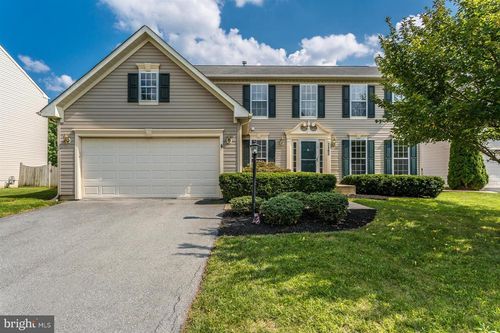 2105 Twin Peaks Ct, FREDERICK, MD, 21702-5916 | Card Image