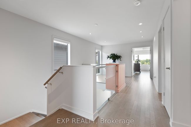 244 Shuttleworth Dr, House attached with 3 bedrooms, 3 bathrooms and 1 parking in Gloucester ON | Image 25