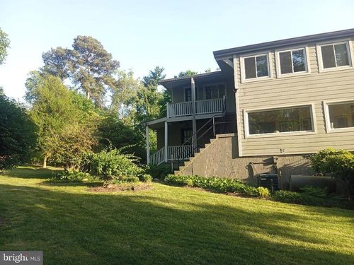 1307 Lark Ln, FORT WASHINGTON, MD, 20744-6852 | Card Image