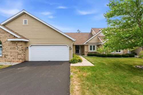 846 Shoal Crk, Waterford, WI, 53185-4055 | Card Image